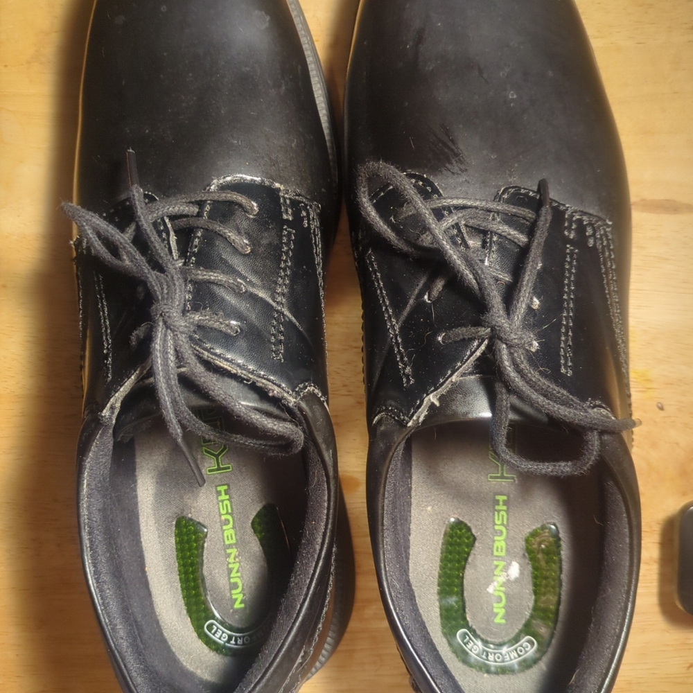 Nunn Bush Men's Black Leather Oxfords